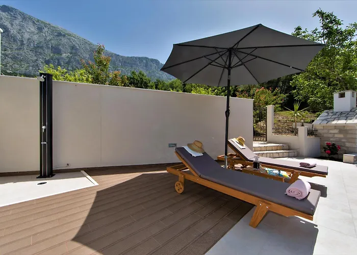 Silencio Mit Pool Holiday home Tucepi